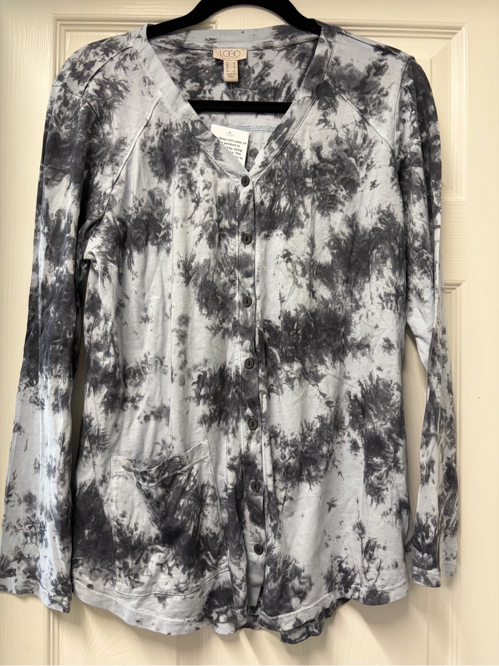 LOGO by Lori Goldstein Black & White Tie-Dye Button Front Shirt or Cardigan